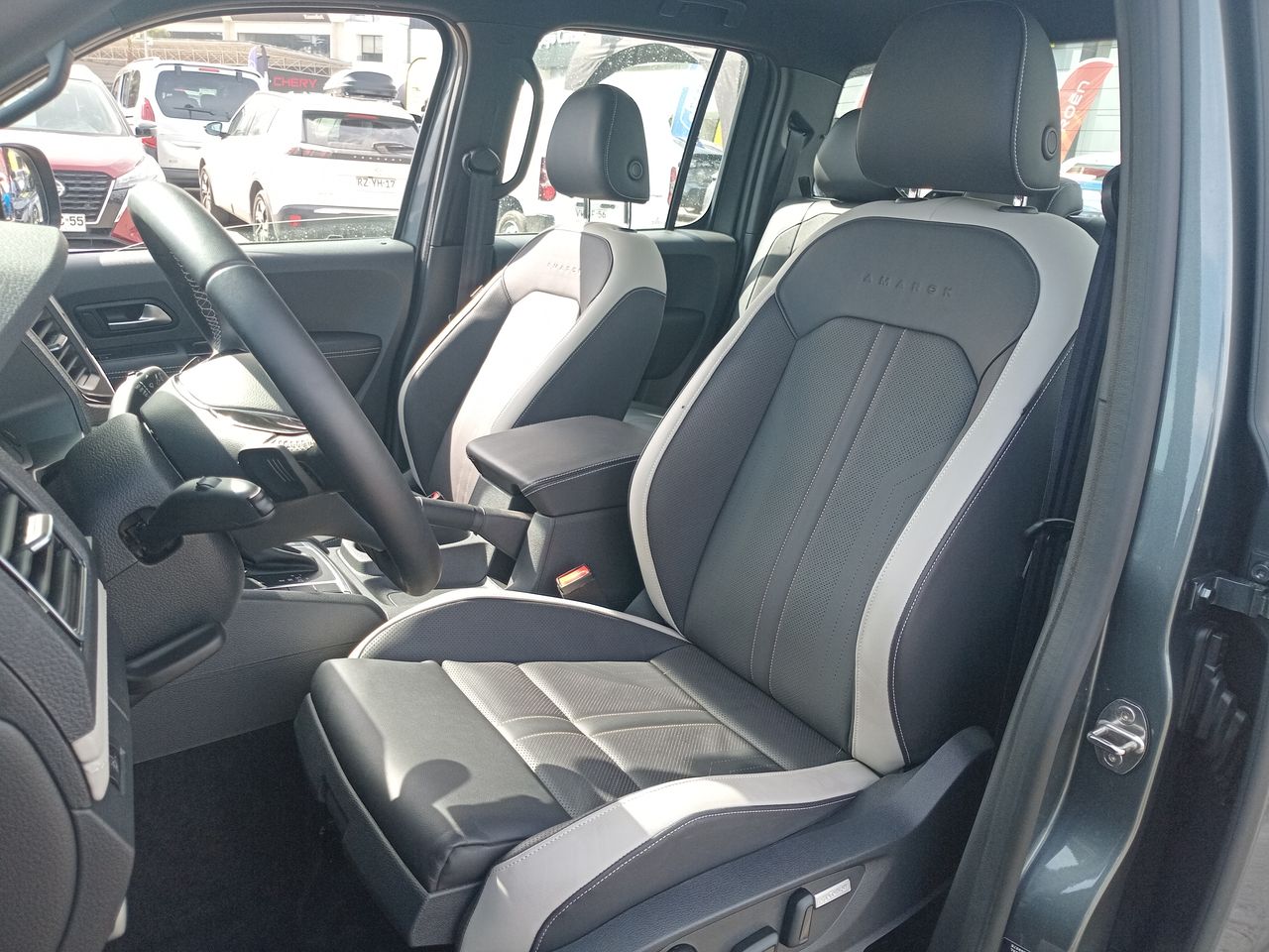 Volkswagen Amarok — foto 23 de 34