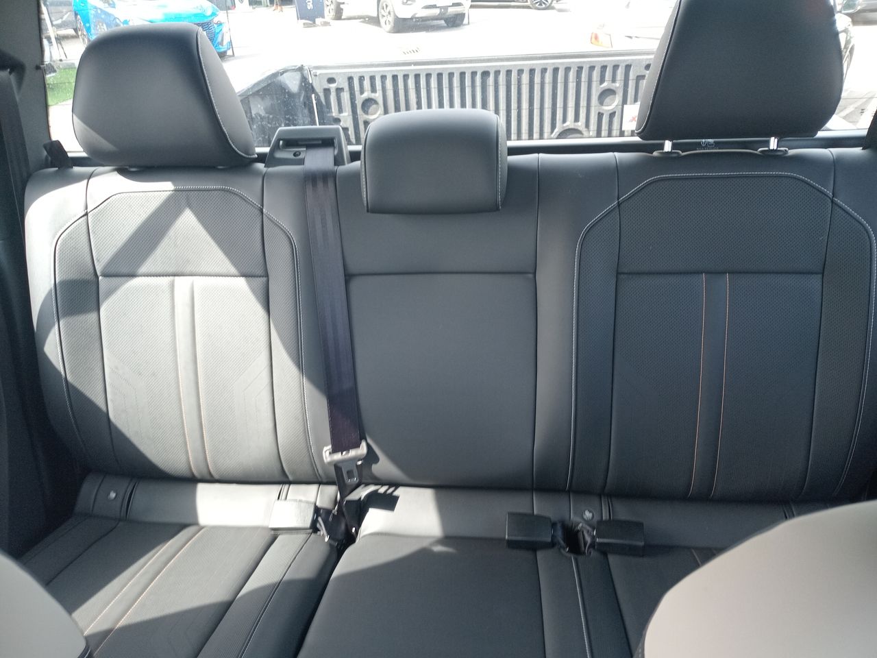 Volkswagen Amarok — foto 13 de 34
