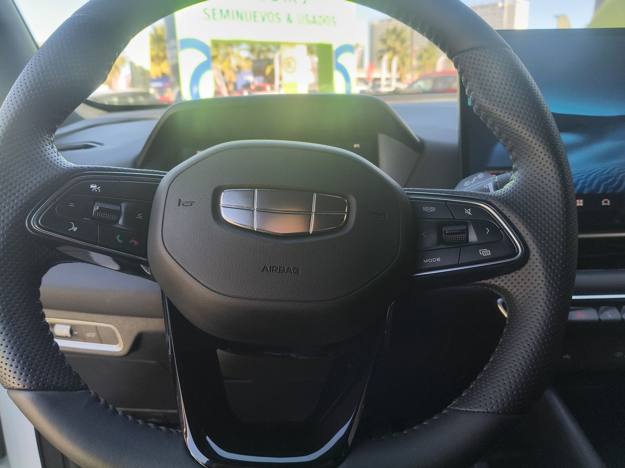GEELY - 14
