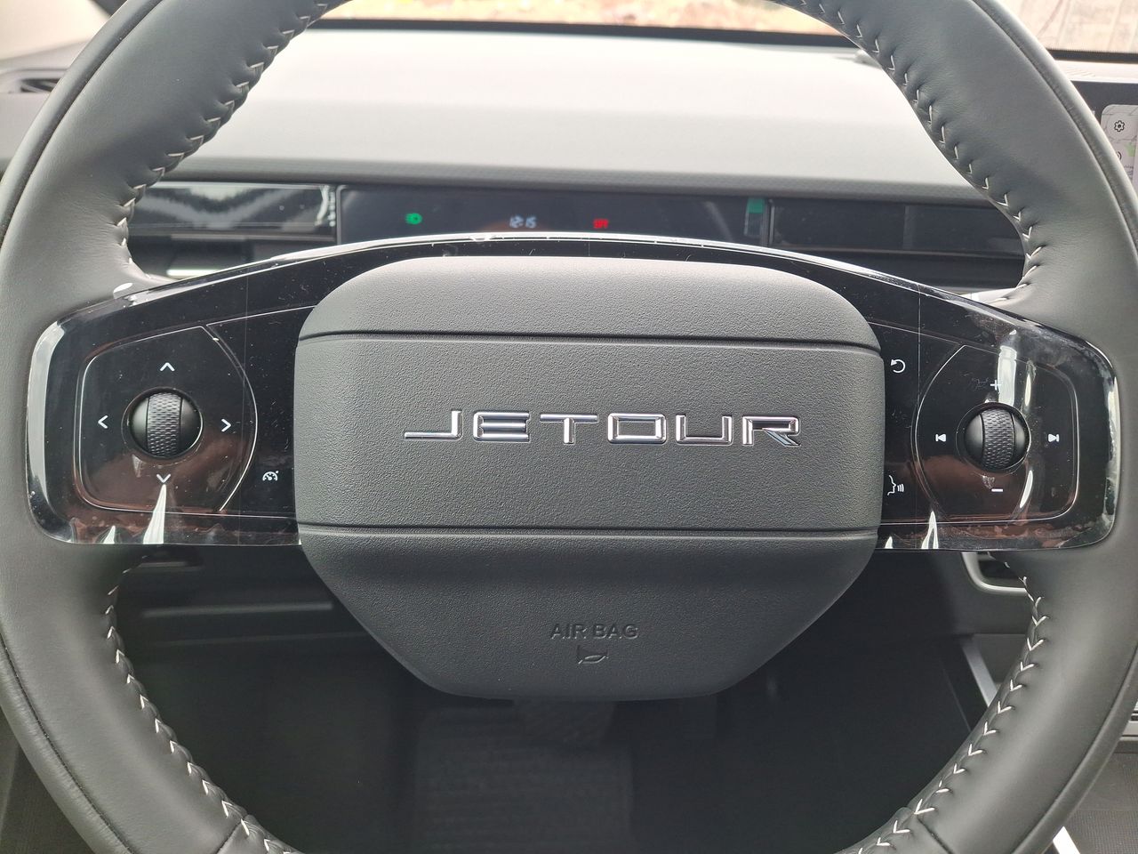JETOUR - 16