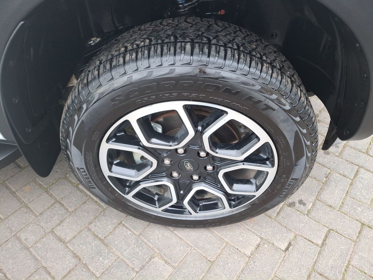 Audi Q3 — foto 10 de 28
