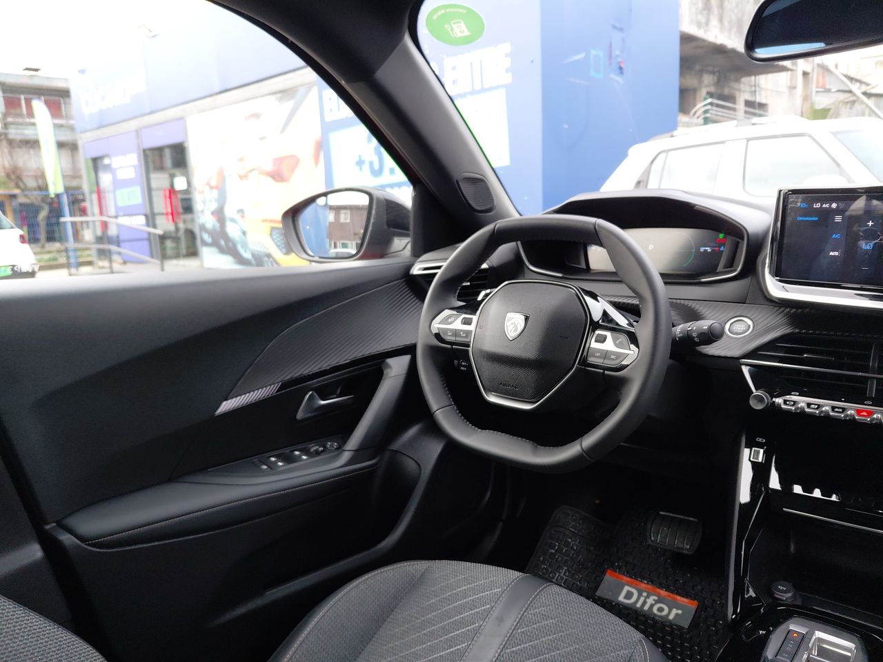 PEUGEOT - 6
