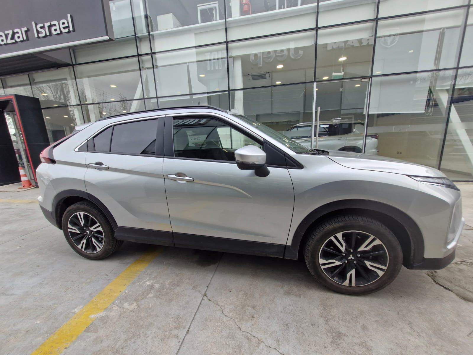 MITSUBISHI - 3
