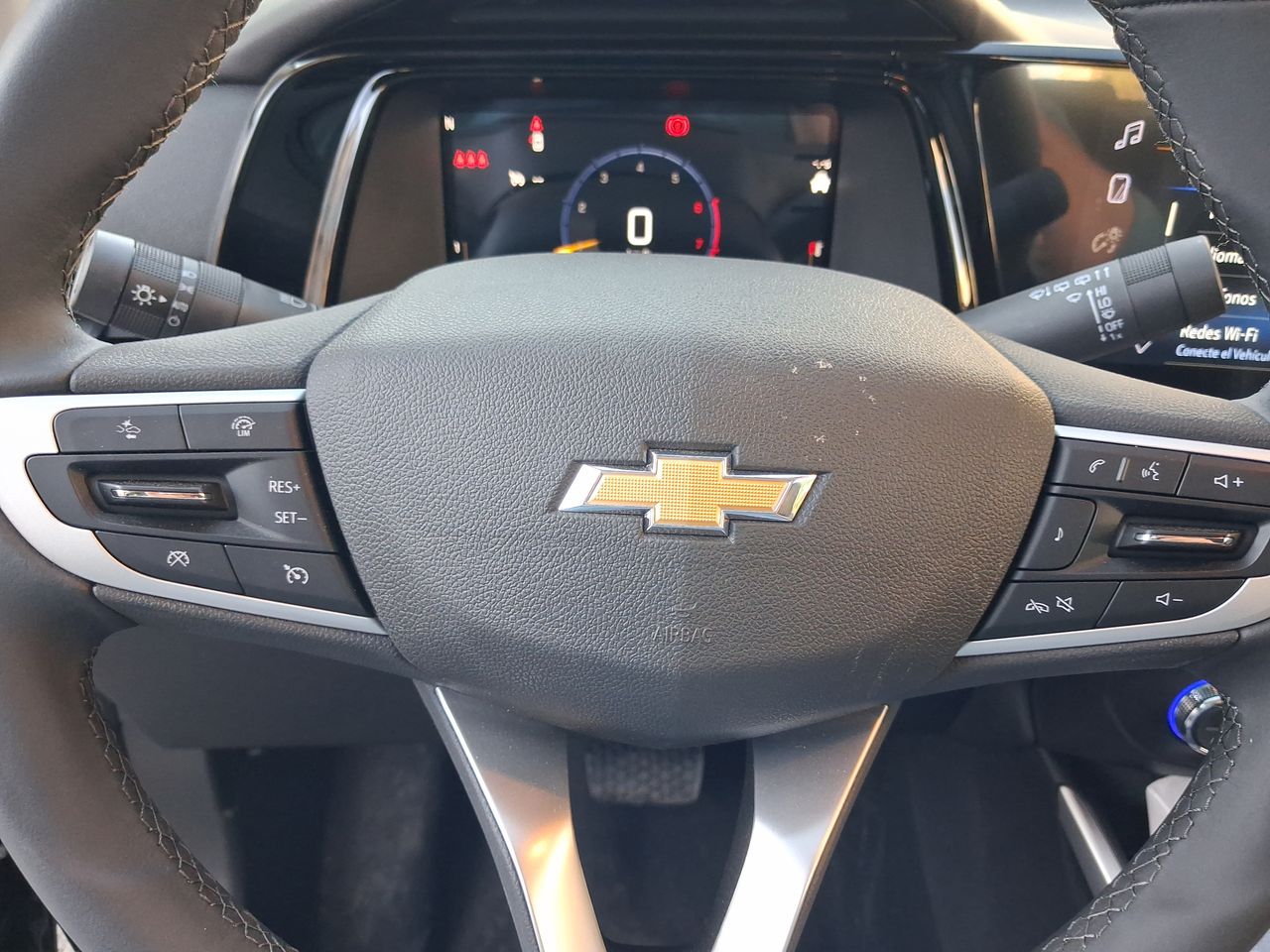 CHEVROLET - 24
