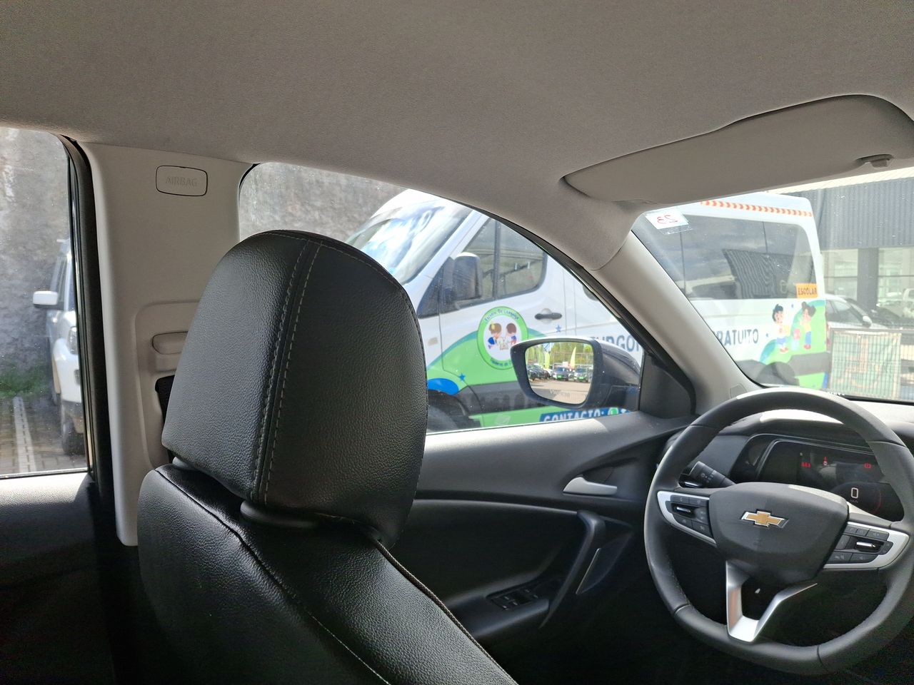 Volvo V60 — foto 15 de 34