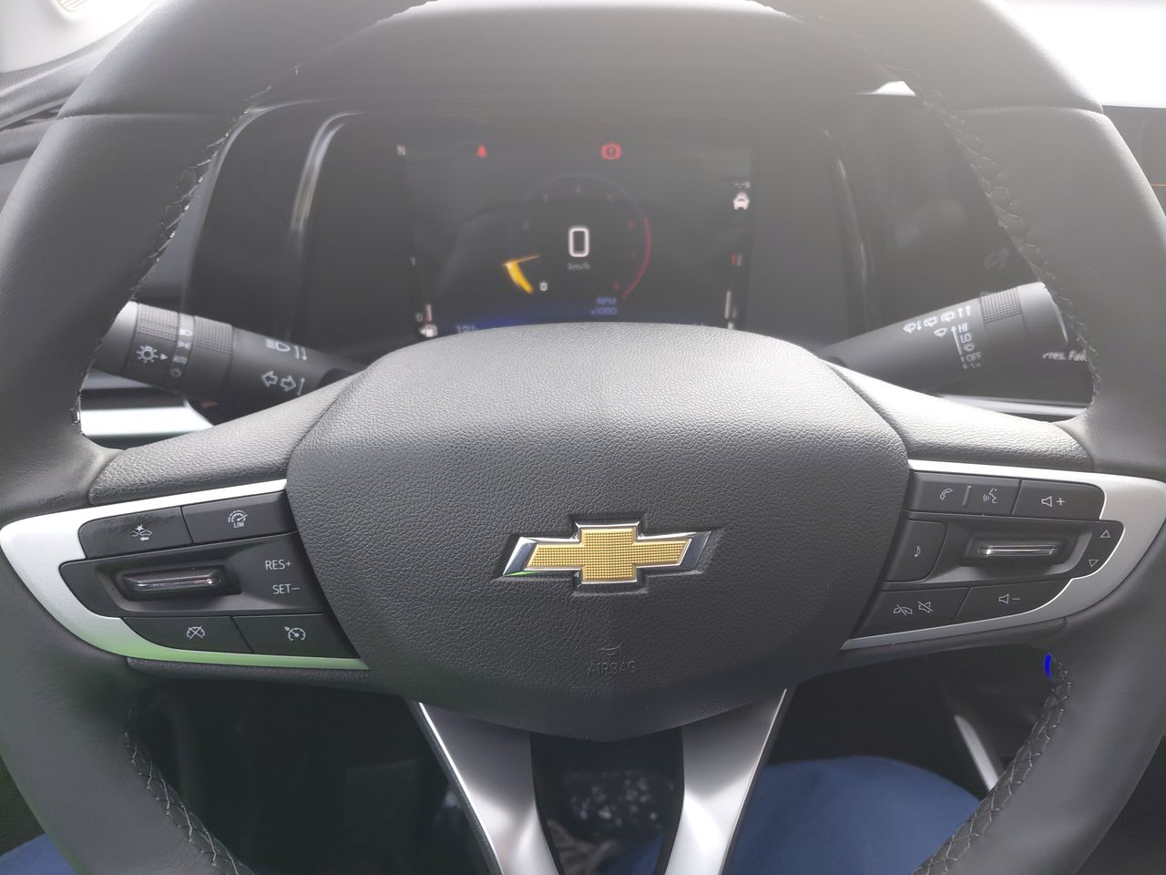 CHEVROLET - 27