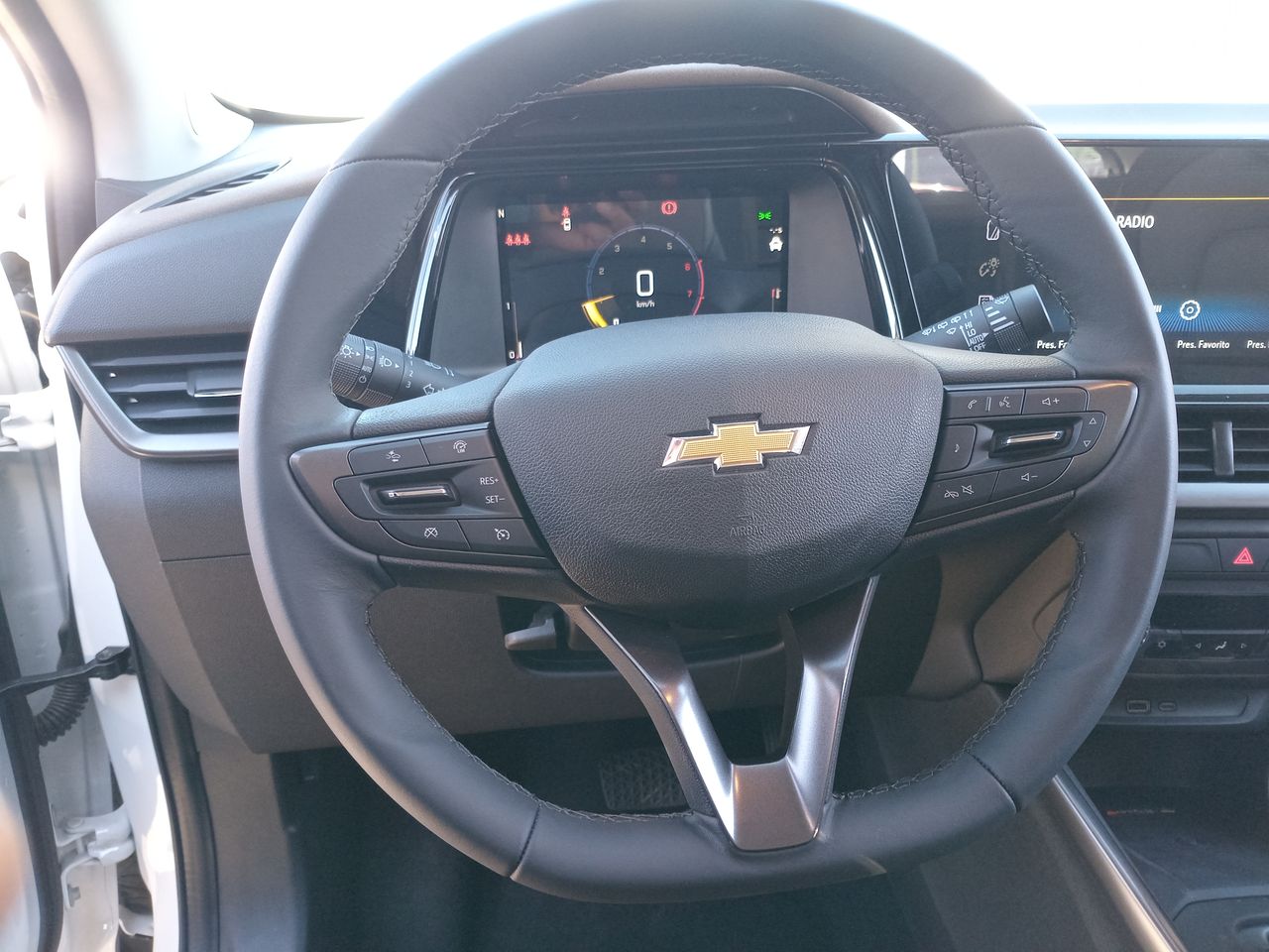 CHEVROLET - 24