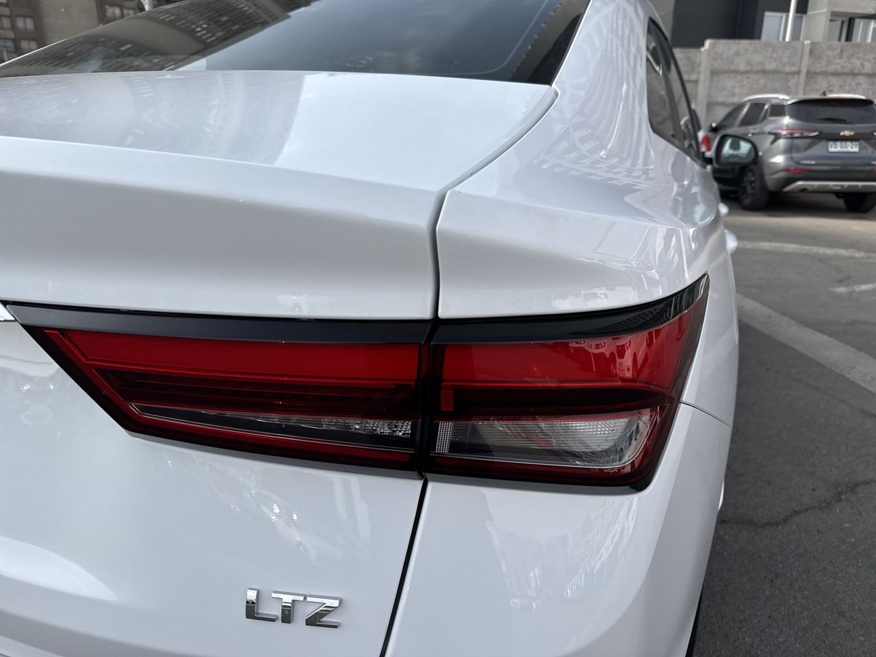 CHEVROLET - 12