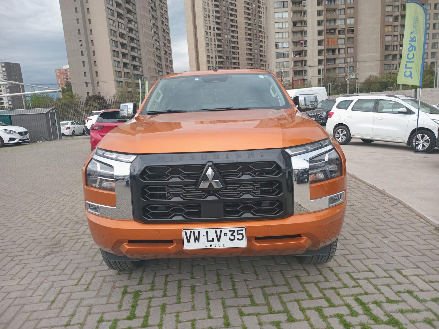 MITSUBISHI - 1