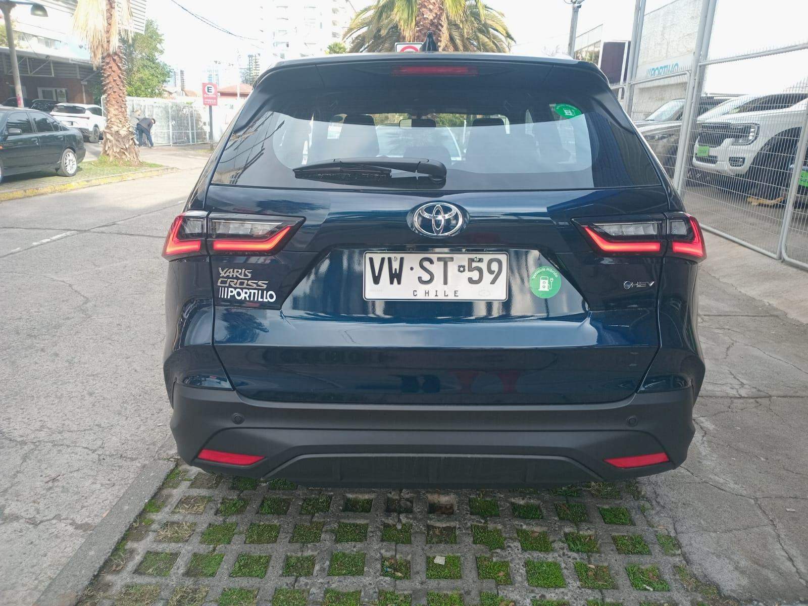TOYOTA - 4