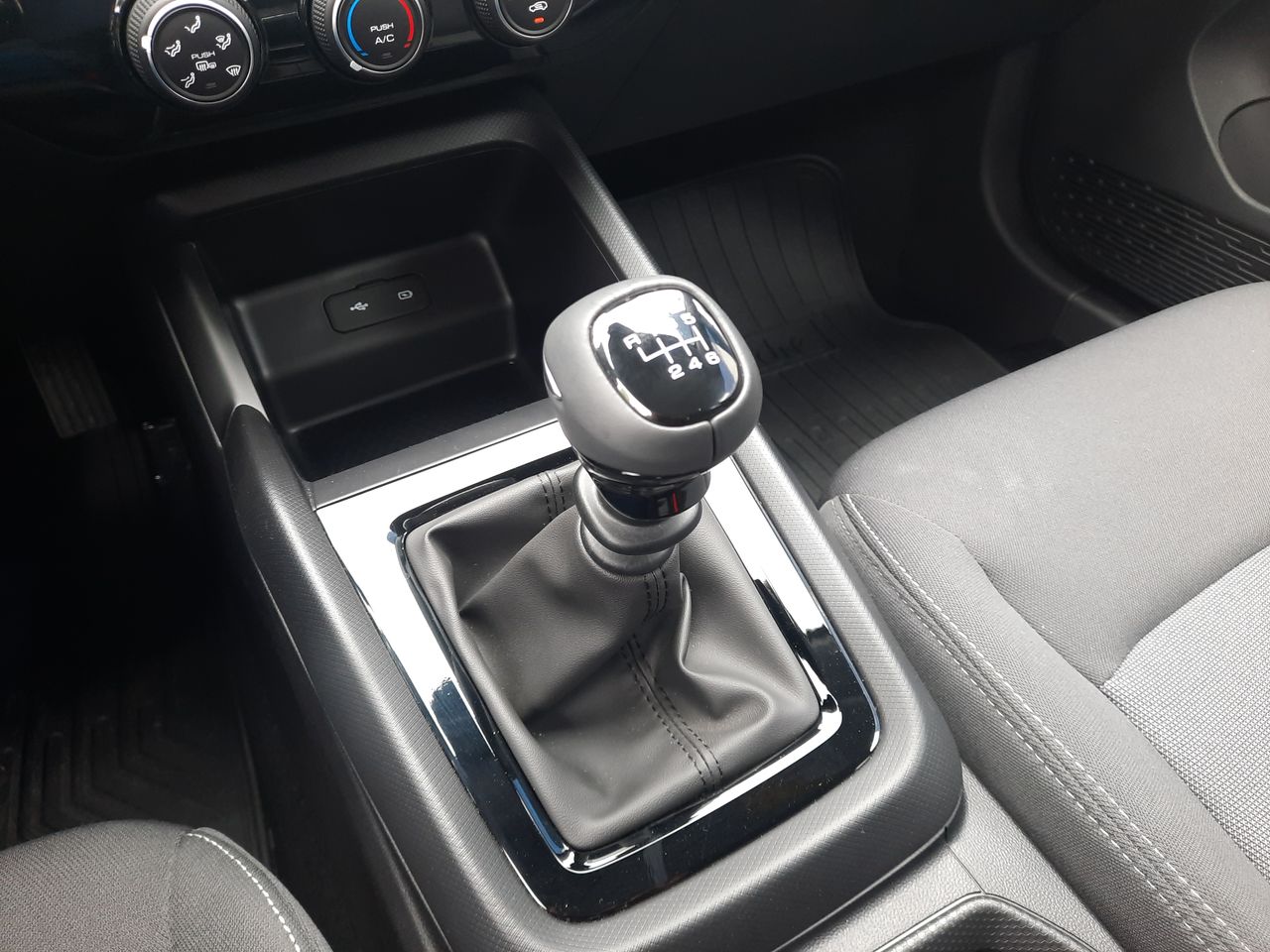 CHEVROLET - 24