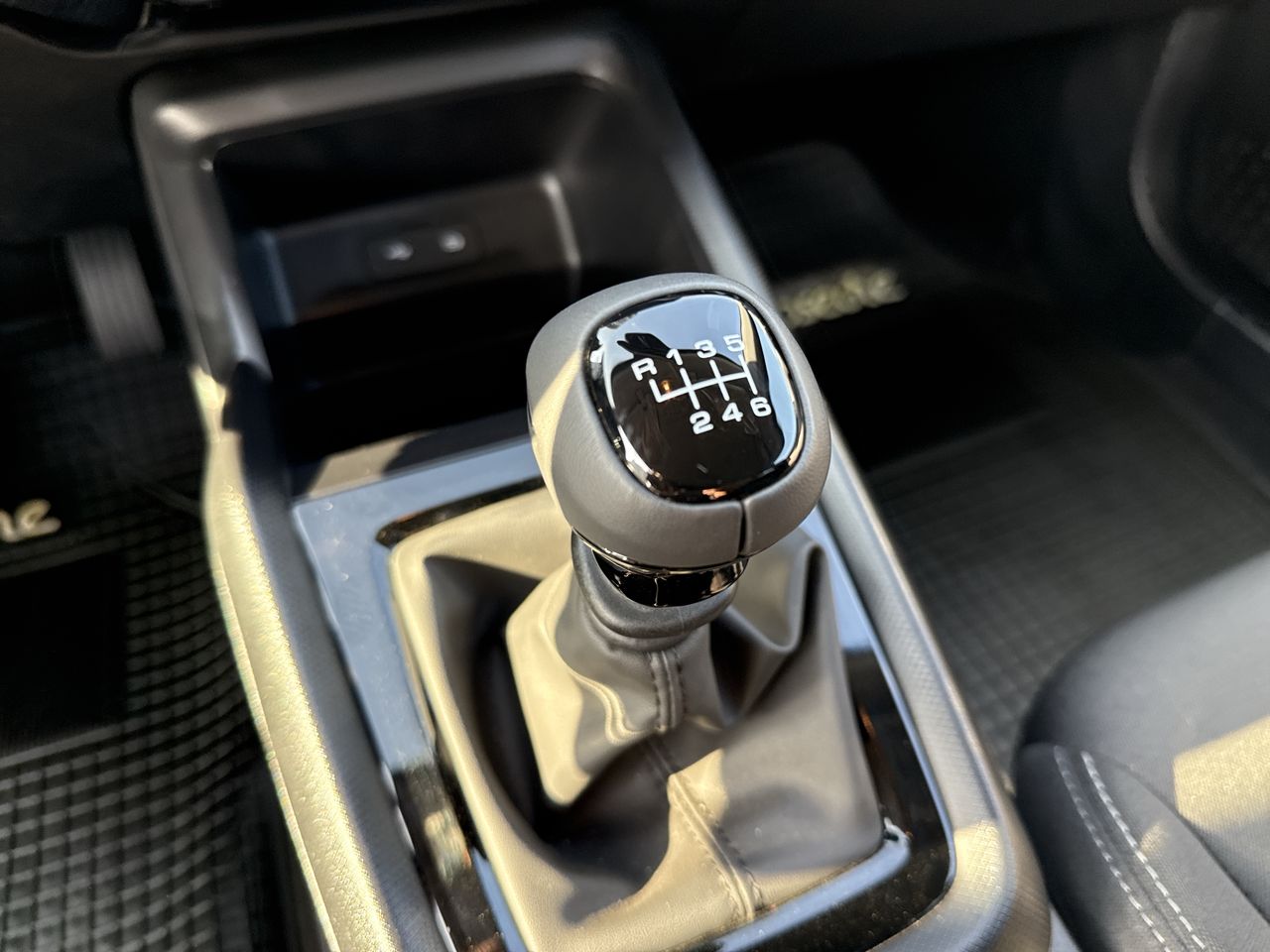 CHEVROLET - 23