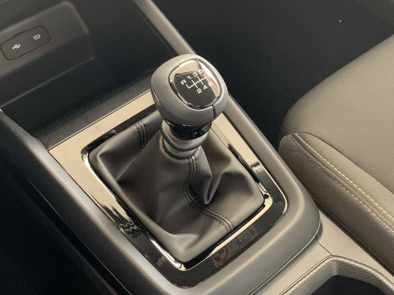 CHEVROLET - 23
