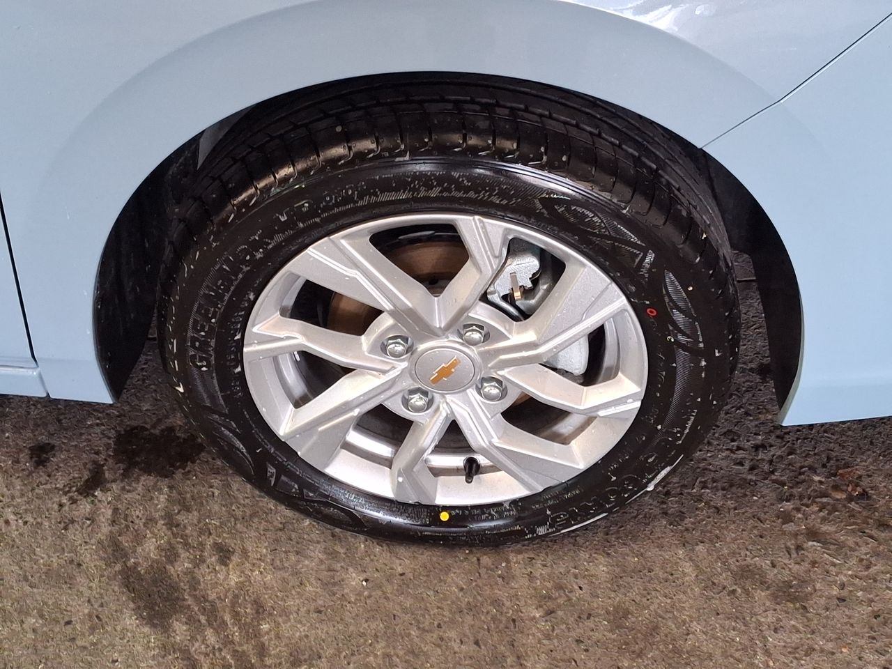 Chevrolet Sail — foto 10 de 26