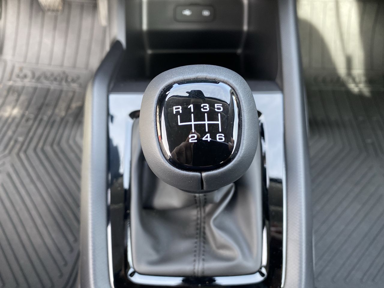 CHEVROLET - 24