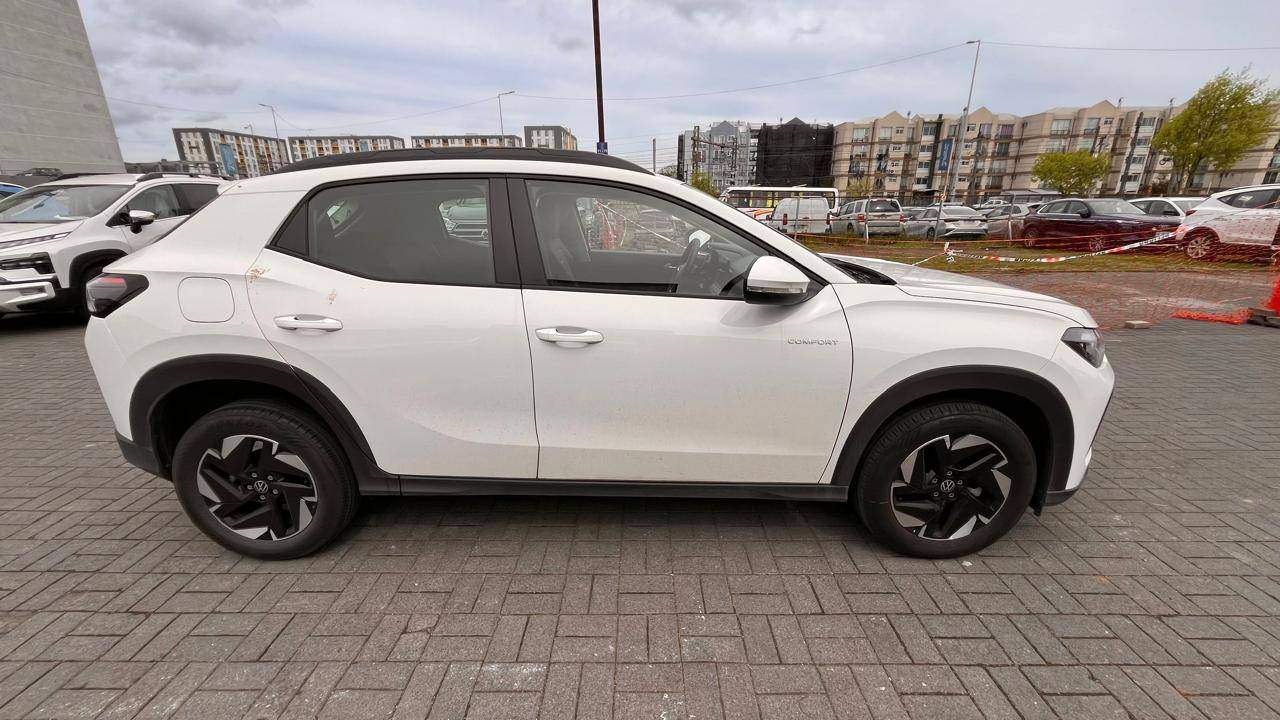 VOLKSWAGEN - 3