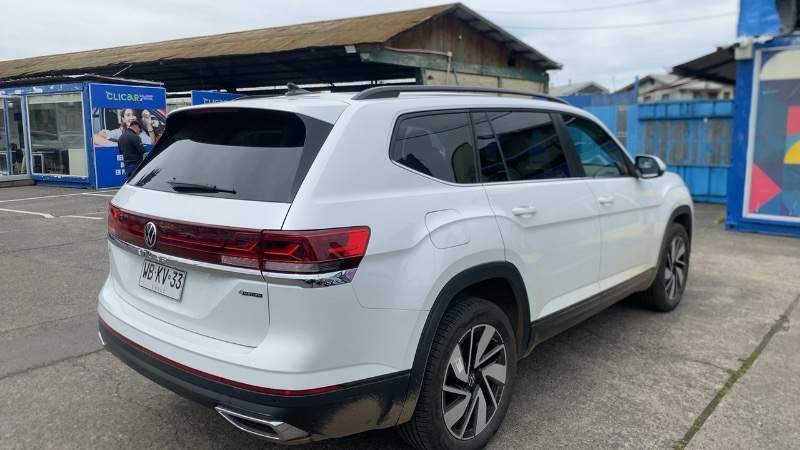 VOLKSWAGEN - 4