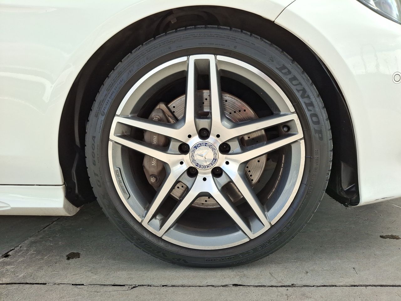 MERCEDES BENZ - 9