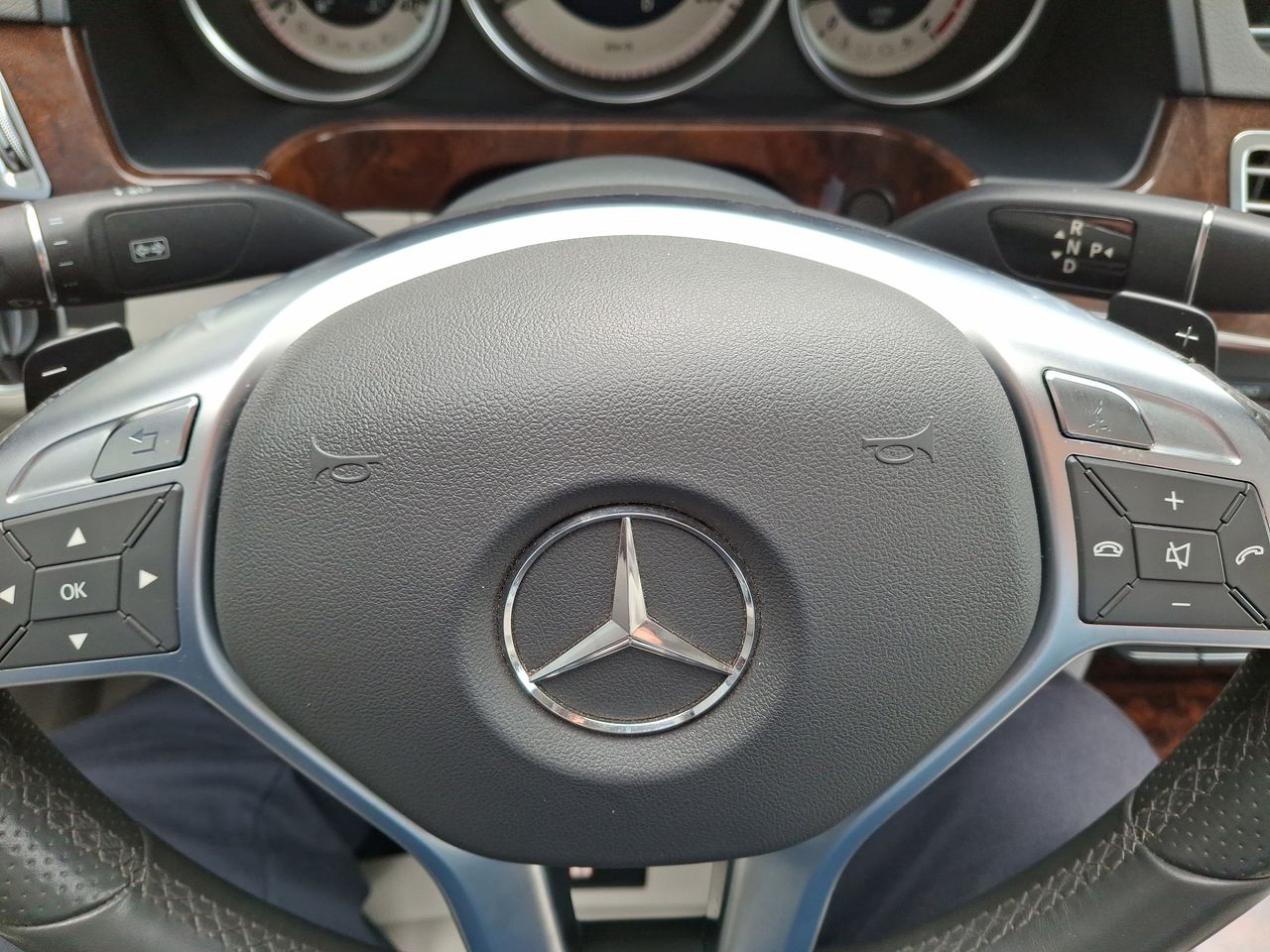 MERCEDES BENZ - 18