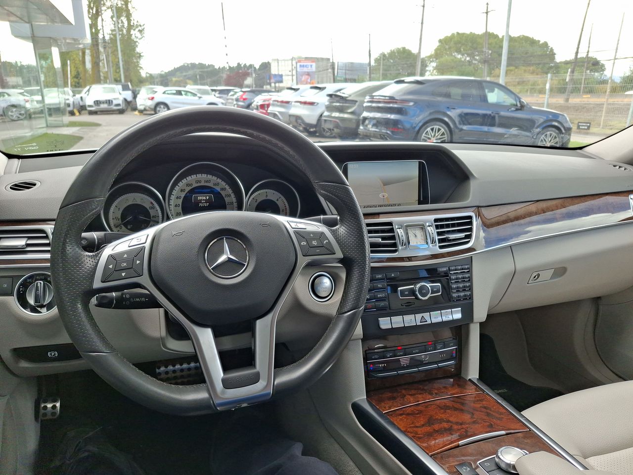 MERCEDES BENZ - 24