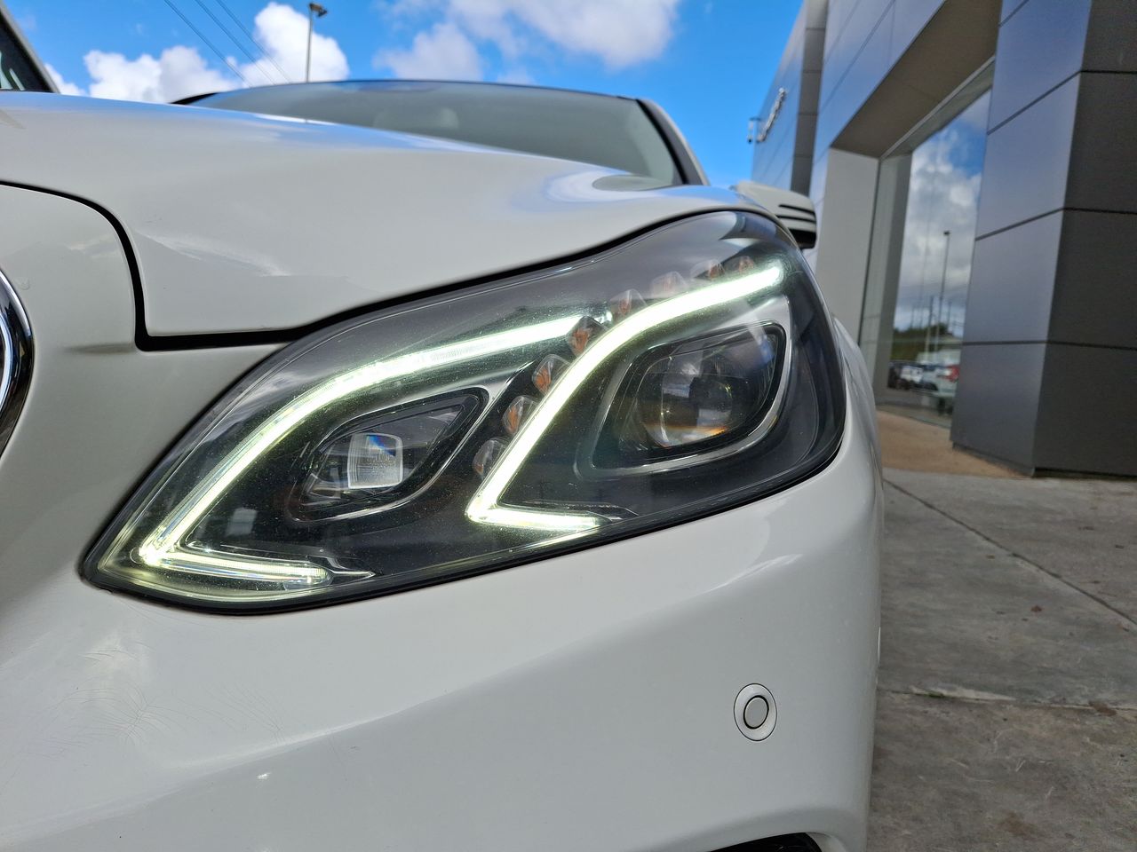MERCEDES BENZ - 11