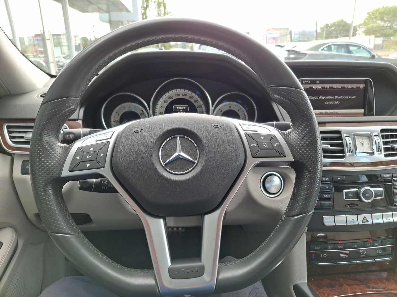 MERCEDES BENZ - 17