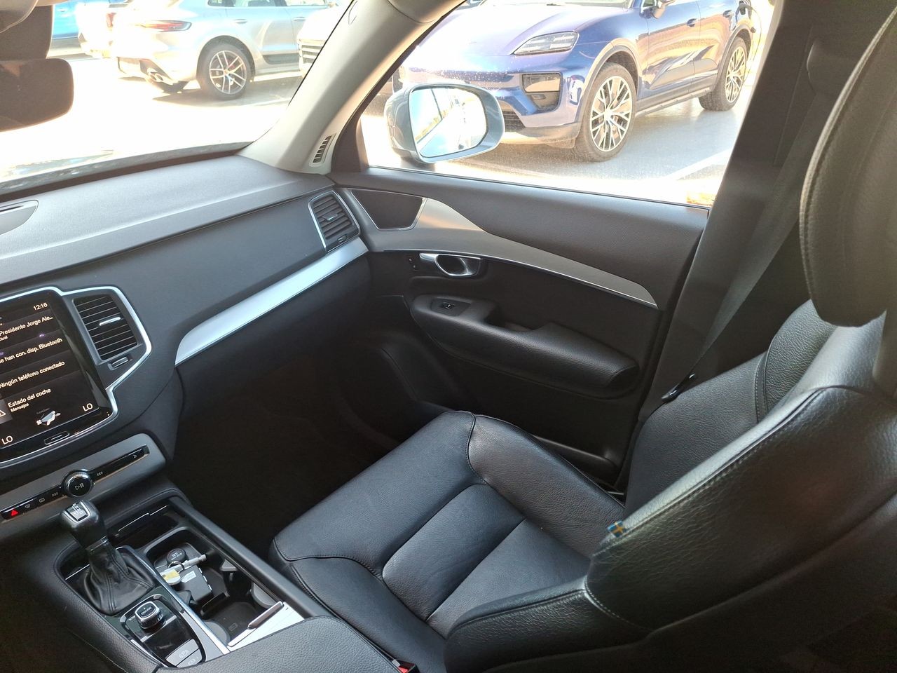VOLVO - 2