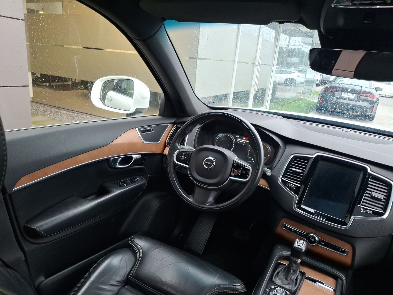 VOLVO - 6