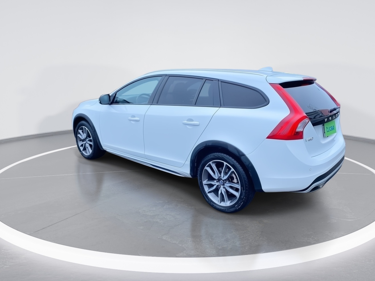 VOLVO - 6