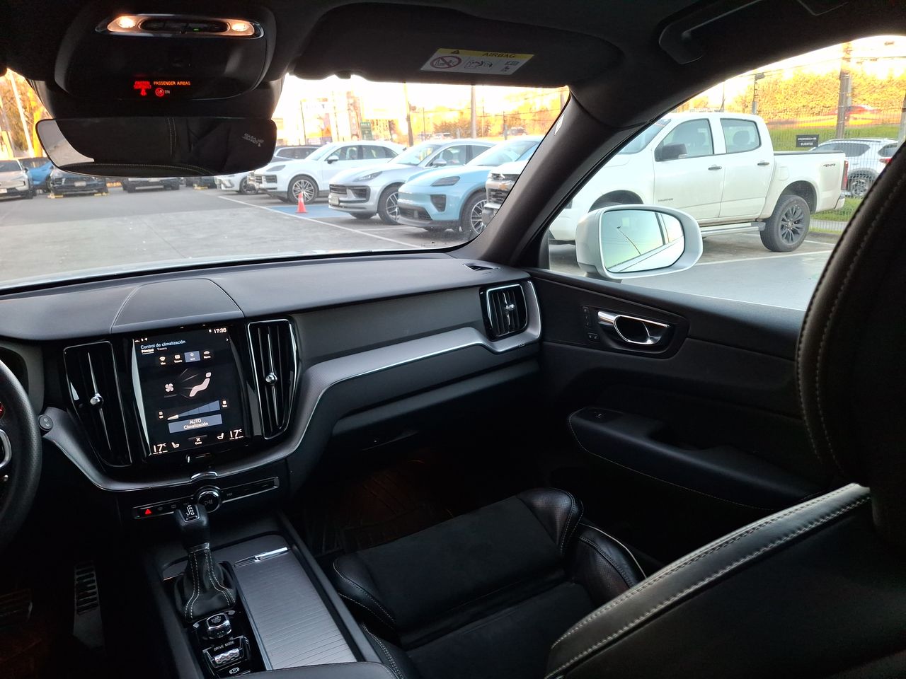 VOLVO - 2