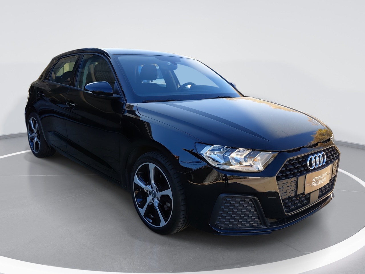 AUDI