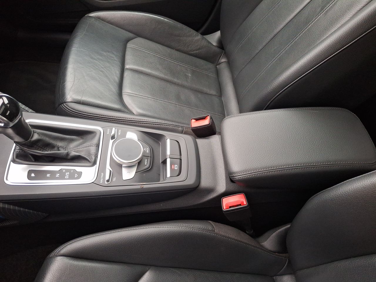 AUDI - 21