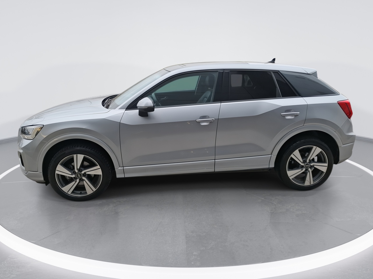 AUDI - 4
