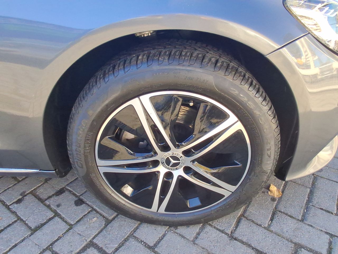 MERCEDES BENZ - 9