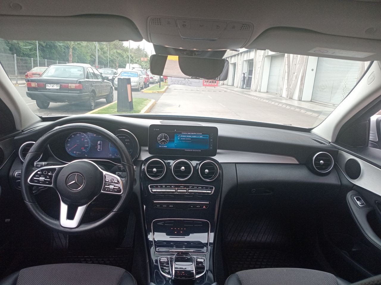 MERCEDES BENZ - 1