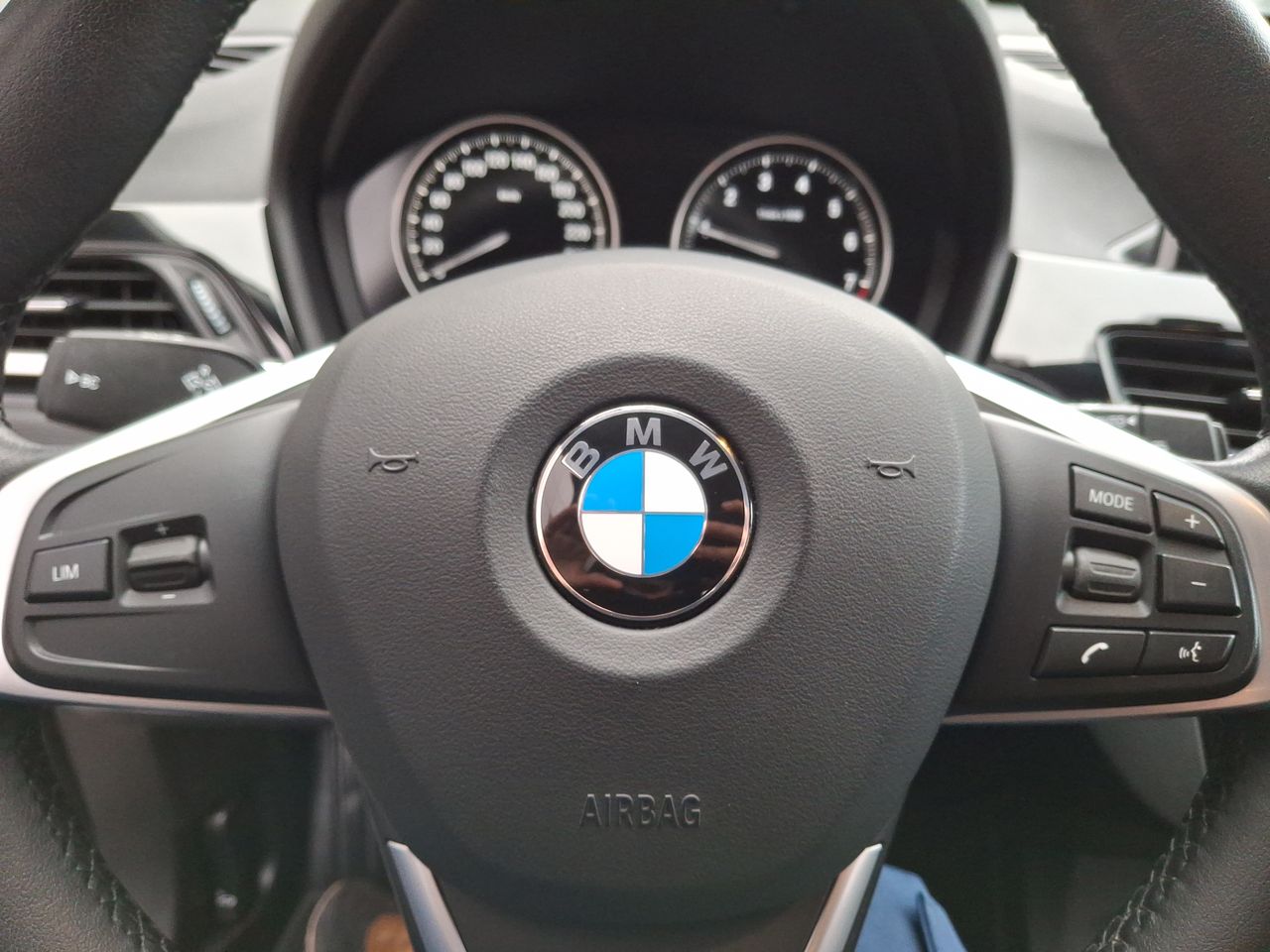 BMW - 17