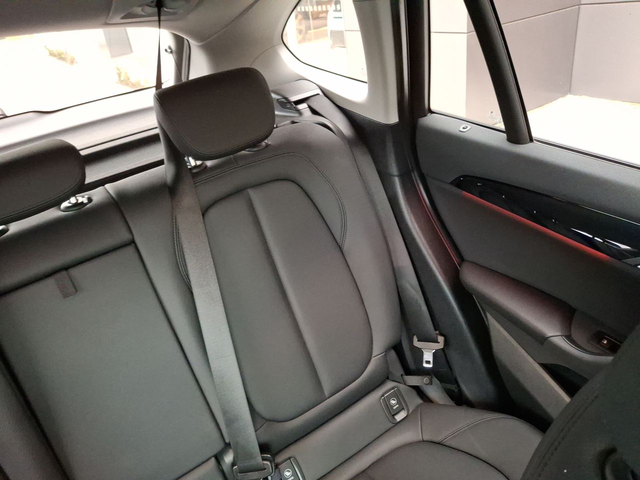 BMW - 5