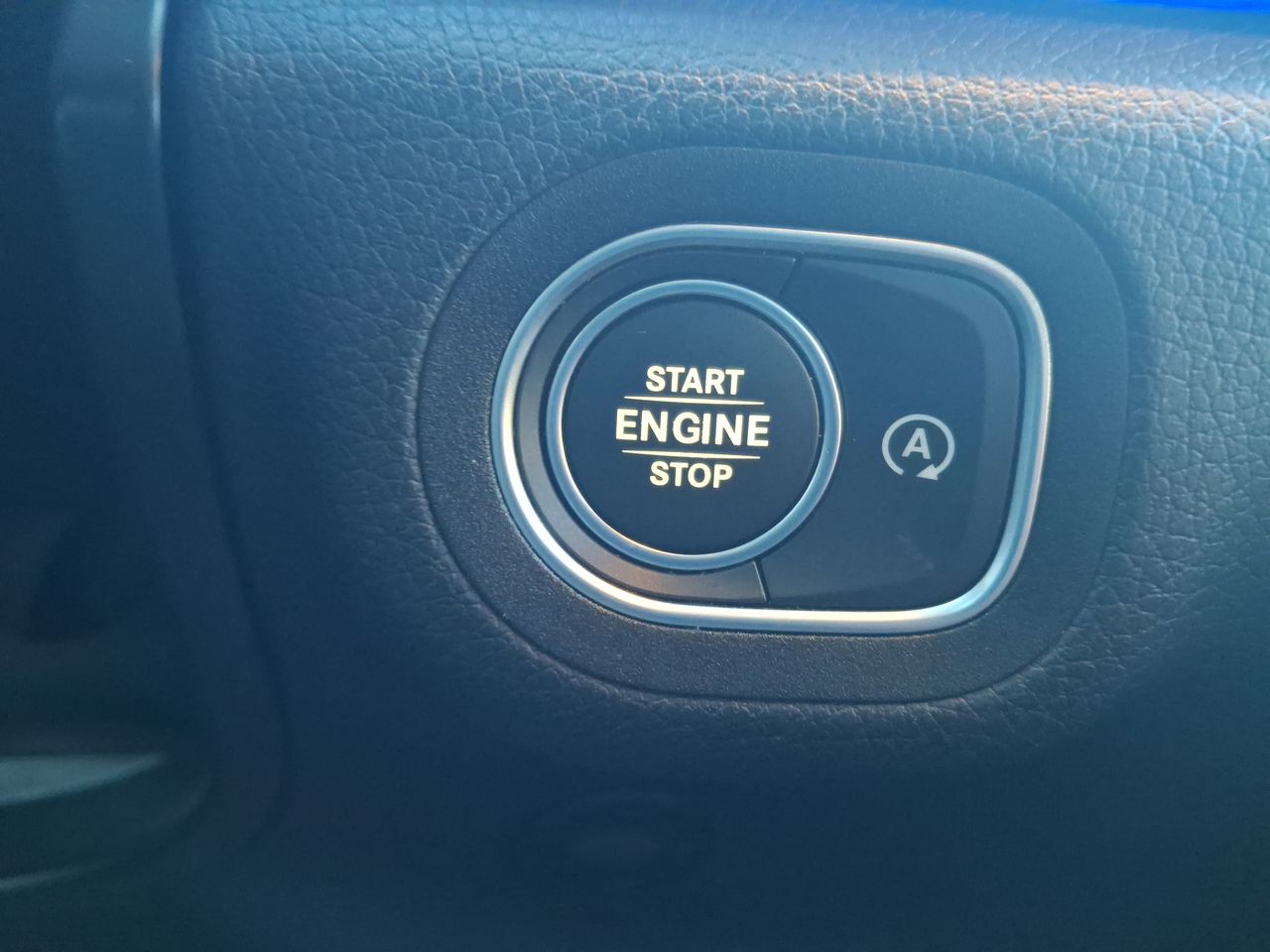MERCEDES BENZ - 25