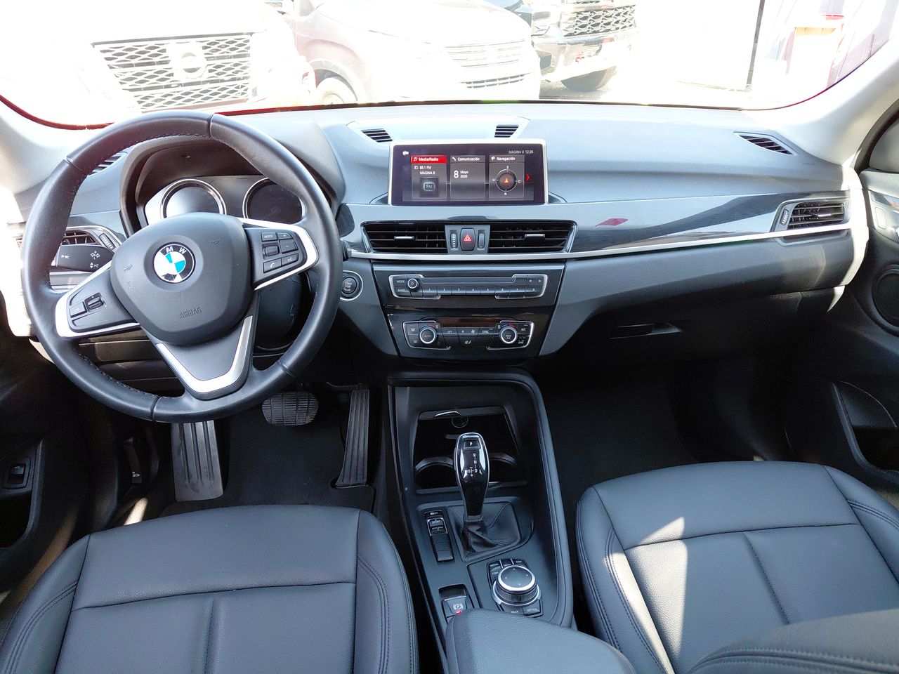 BMW - 1