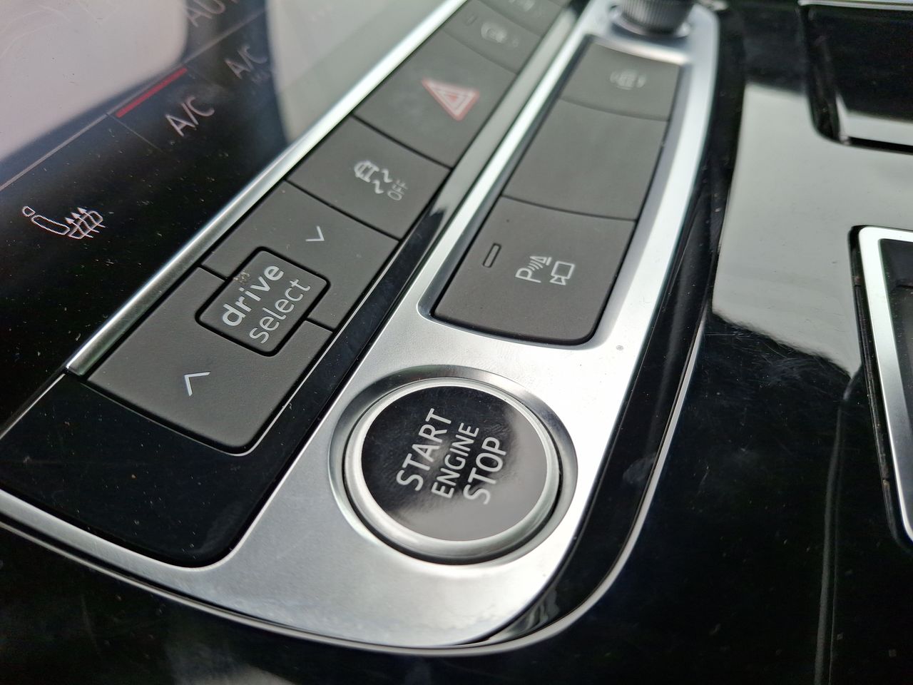 AUDI - 29
