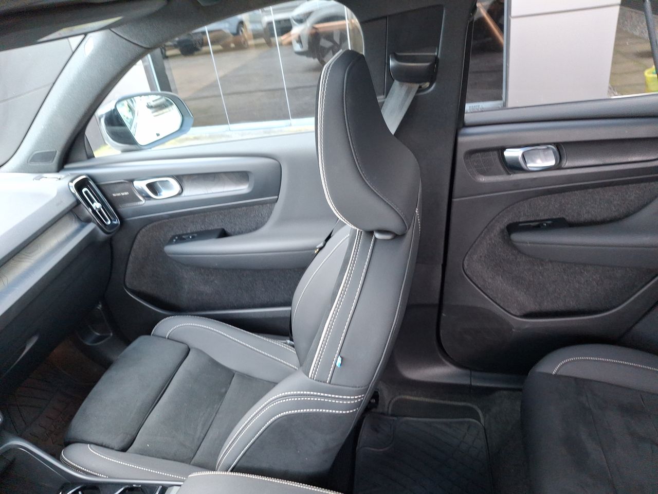 VOLVO - 3
