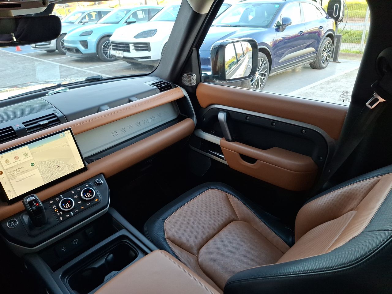LAND ROVER - 2
