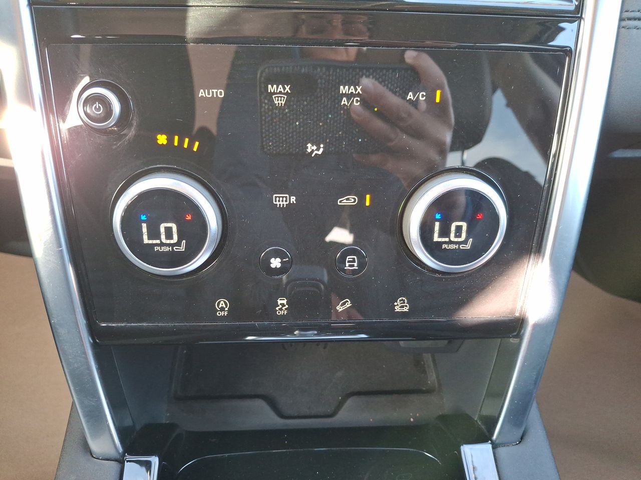 LAND ROVER - 22