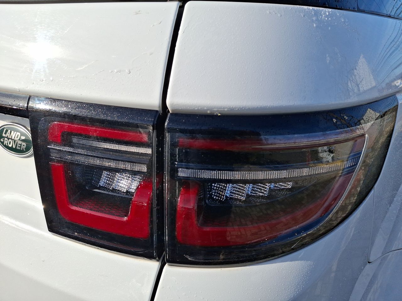 LAND ROVER - 12