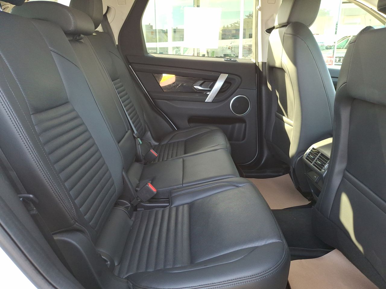 LAND ROVER - 2