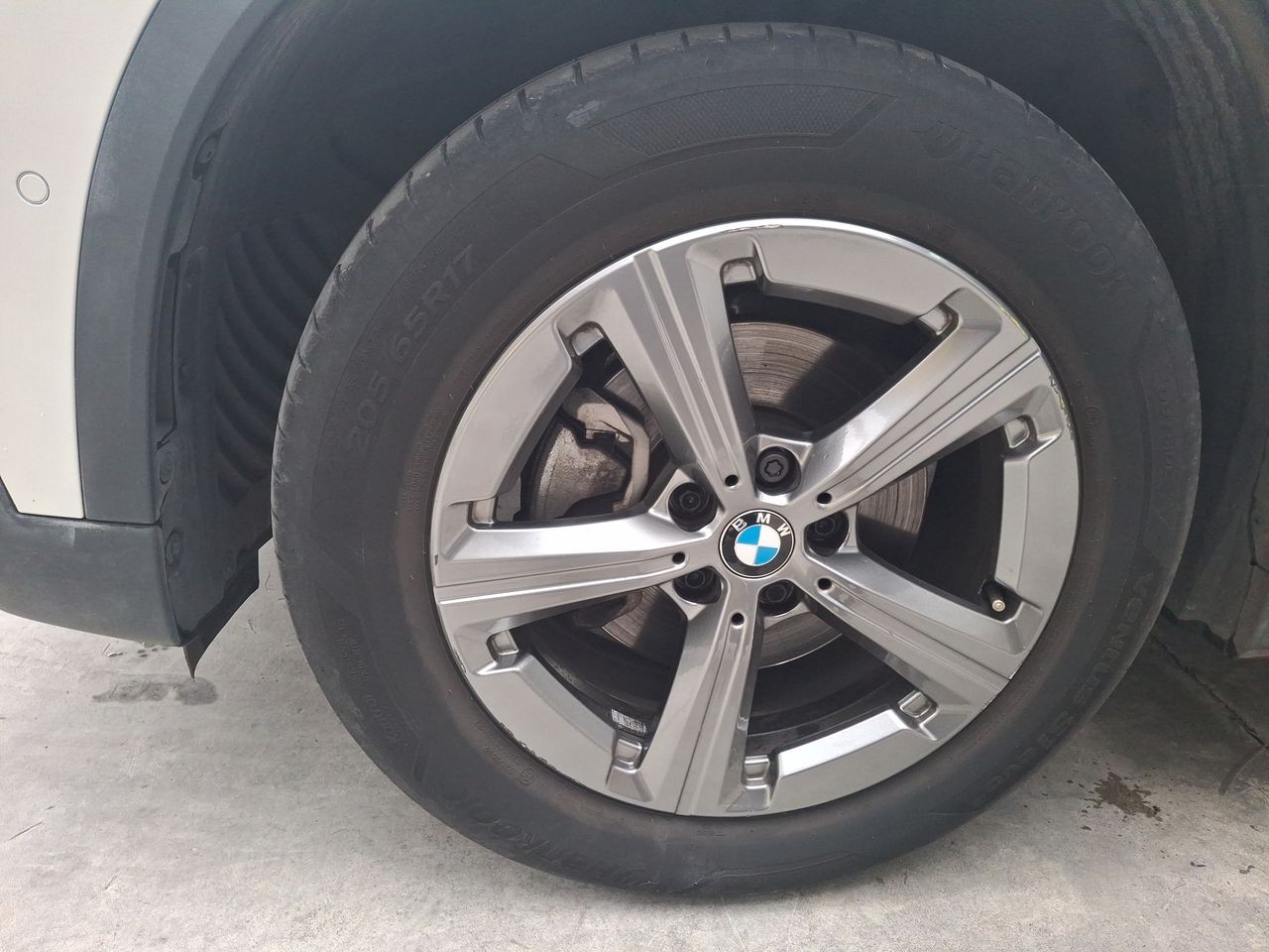 BMW - 7