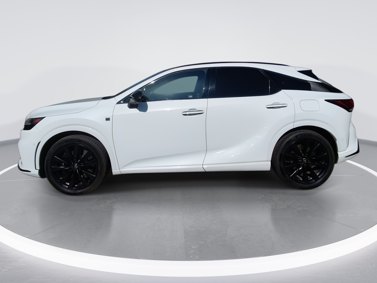 LEXUS - 4