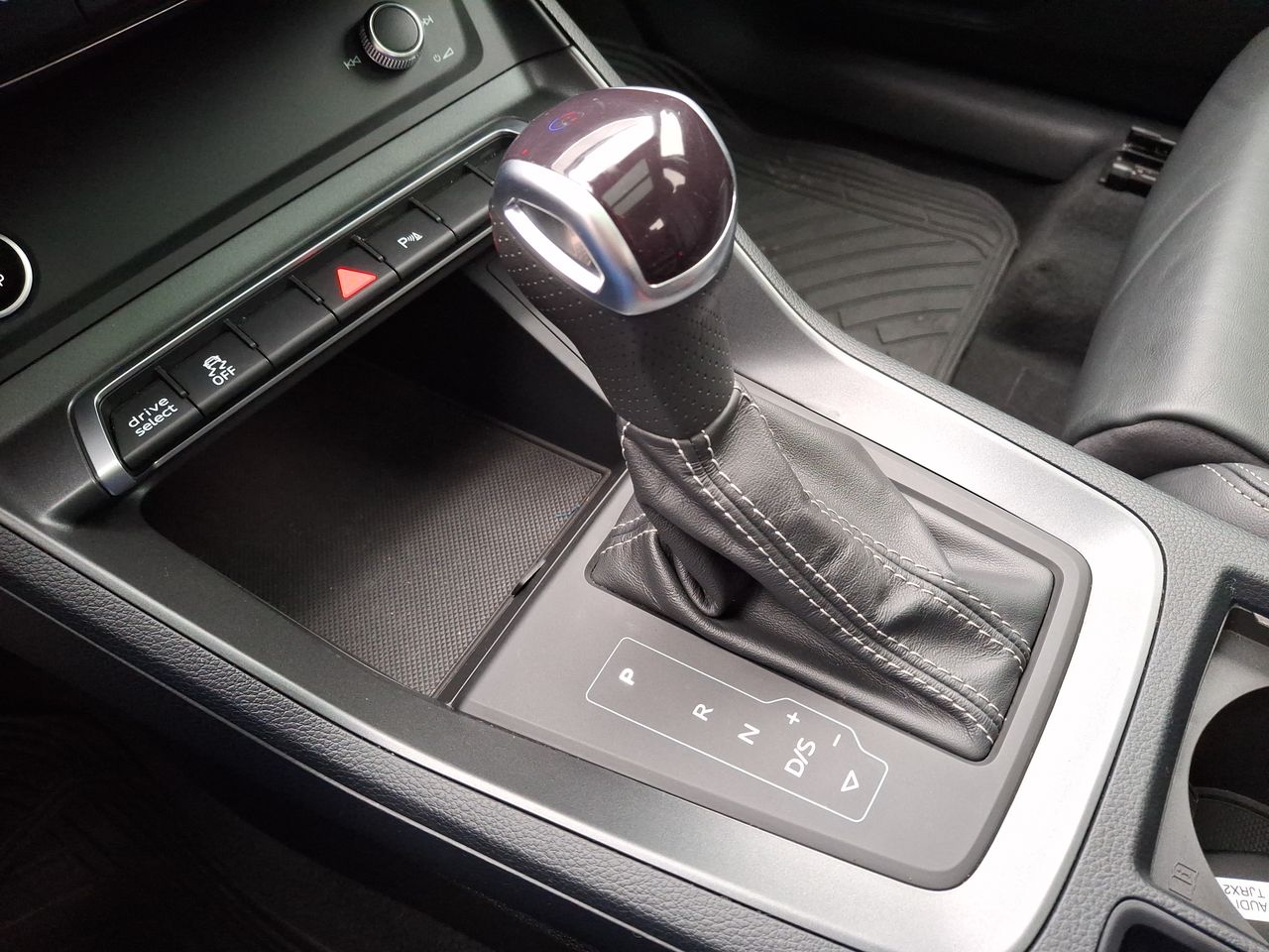 AUDI - 20