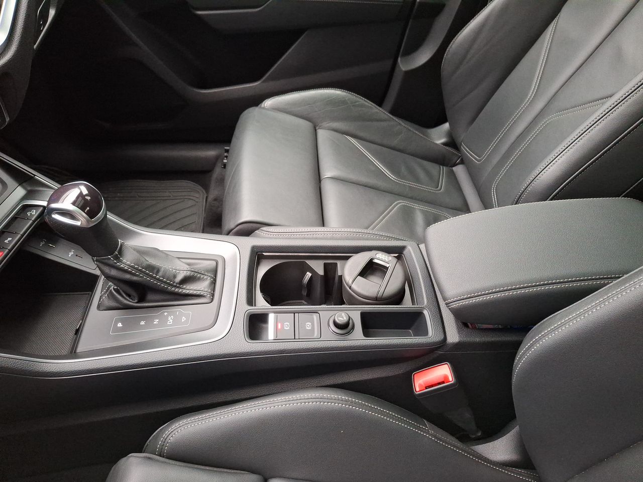 AUDI - 21