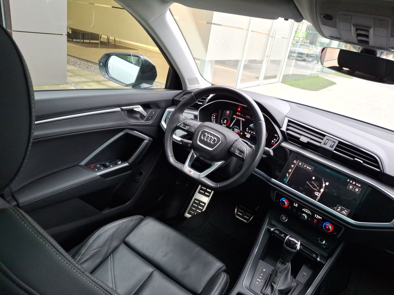 AUDI - 6